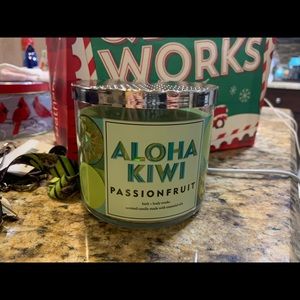 Bath and body works Aloha Kiwi 3 wick candle